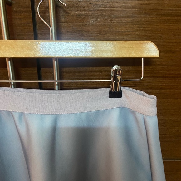 COPY - FLORAL Skirt - Picture 5 of 9